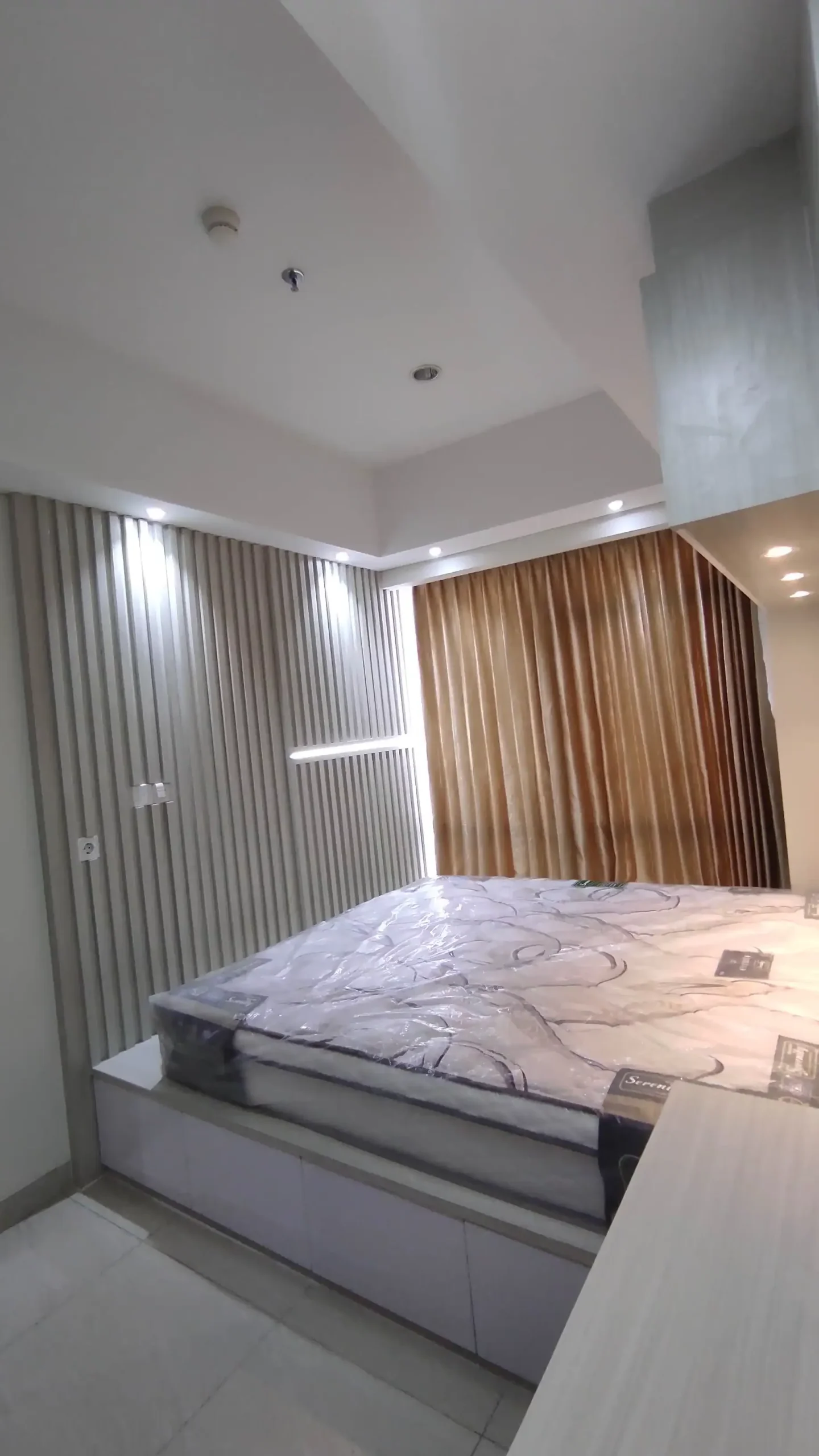 proyek interior sedayu suite apartemen 13
